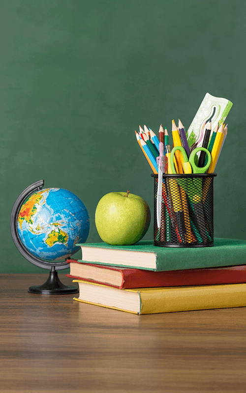 /uploads/education_day_arrangement_table_with_copy_space_Desktop_aee4a753fd.png